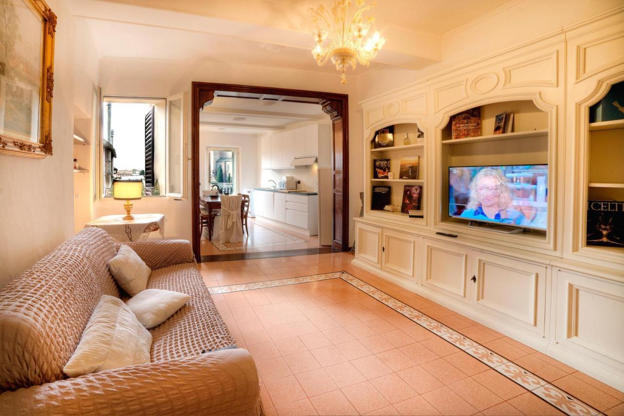 Dama Charming Apartment 100M From Piazza Del Campo Siena Dış mekan fotoğraf